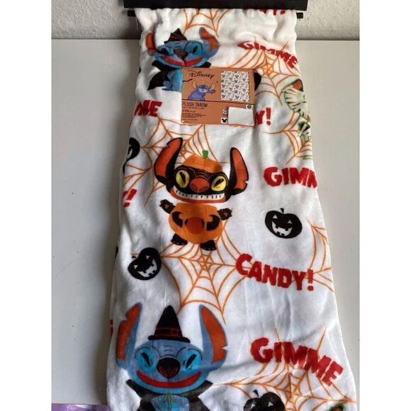 Disney Stitch Halloween Plush Throw Blanket 50”x70” Gimme Candy Witch Pumpkin - Picture 1 of 12